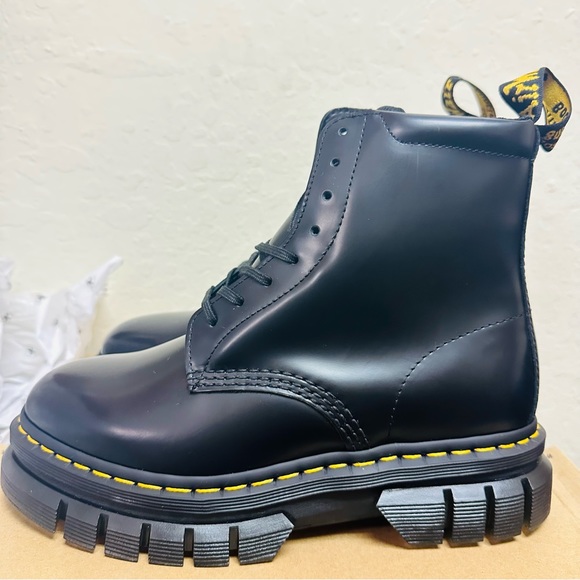 DR. MARTENS Rikard Platform Boots - Picture 3 of 7